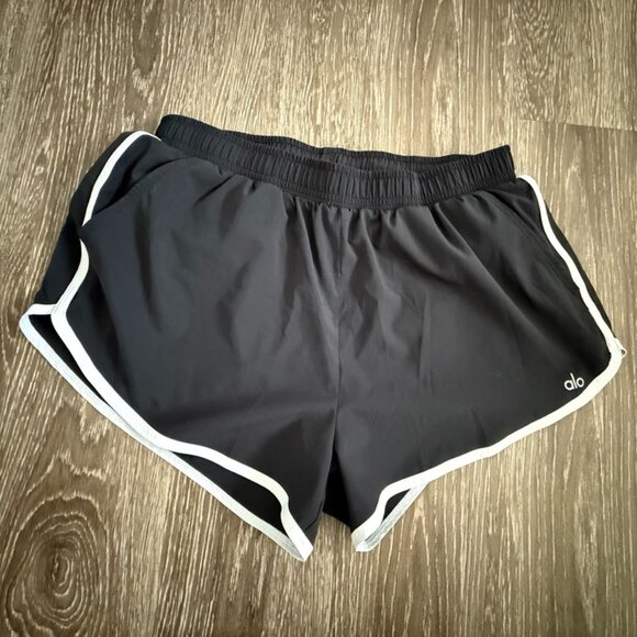 Ivy League Dolphin Short - Picture 1 of 1